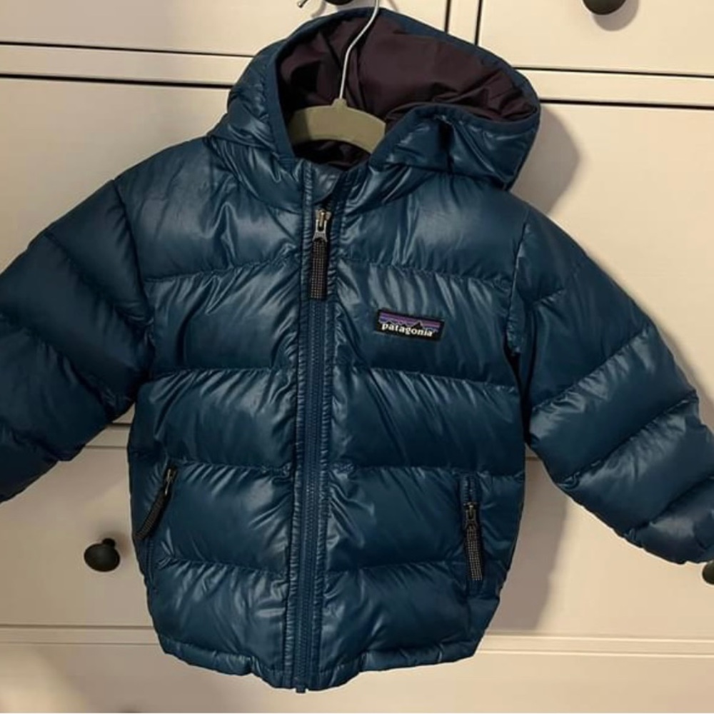 Patagonia hi-loft
12-18 months